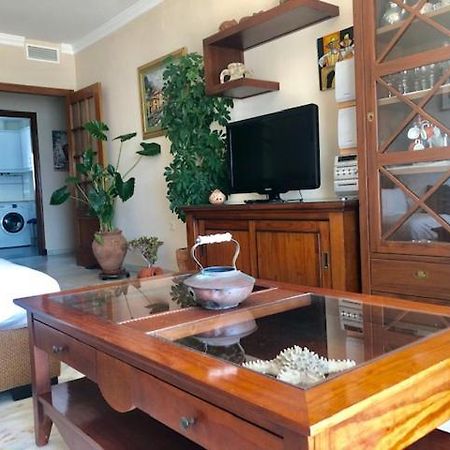 Gatu Premium Villa Isabel Terraza,Parking,1ºlinea Playa,Wifi,Vista Al Mar , Preferente Mayores De 25 Anos Y Familias Cádiz Exteriör bild