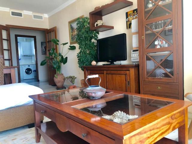 Gatu Premium Villa Isabel Terraza,Parking,1ºlinea Playa,Wifi,Vista Al Mar , Preferente Mayores De 25 Anos Y Familias Cádiz Exteriör bild