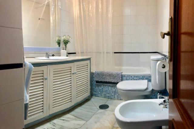 Gatu Premium Villa Isabel Terraza,Parking,1ºlinea Playa,Wifi,Vista Al Mar , Preferente Mayores De 25 Anos Y Familias Cádiz Exteriör bild